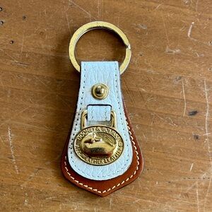 VNTG Dooney & Bourke White and Brown Leather Keychain